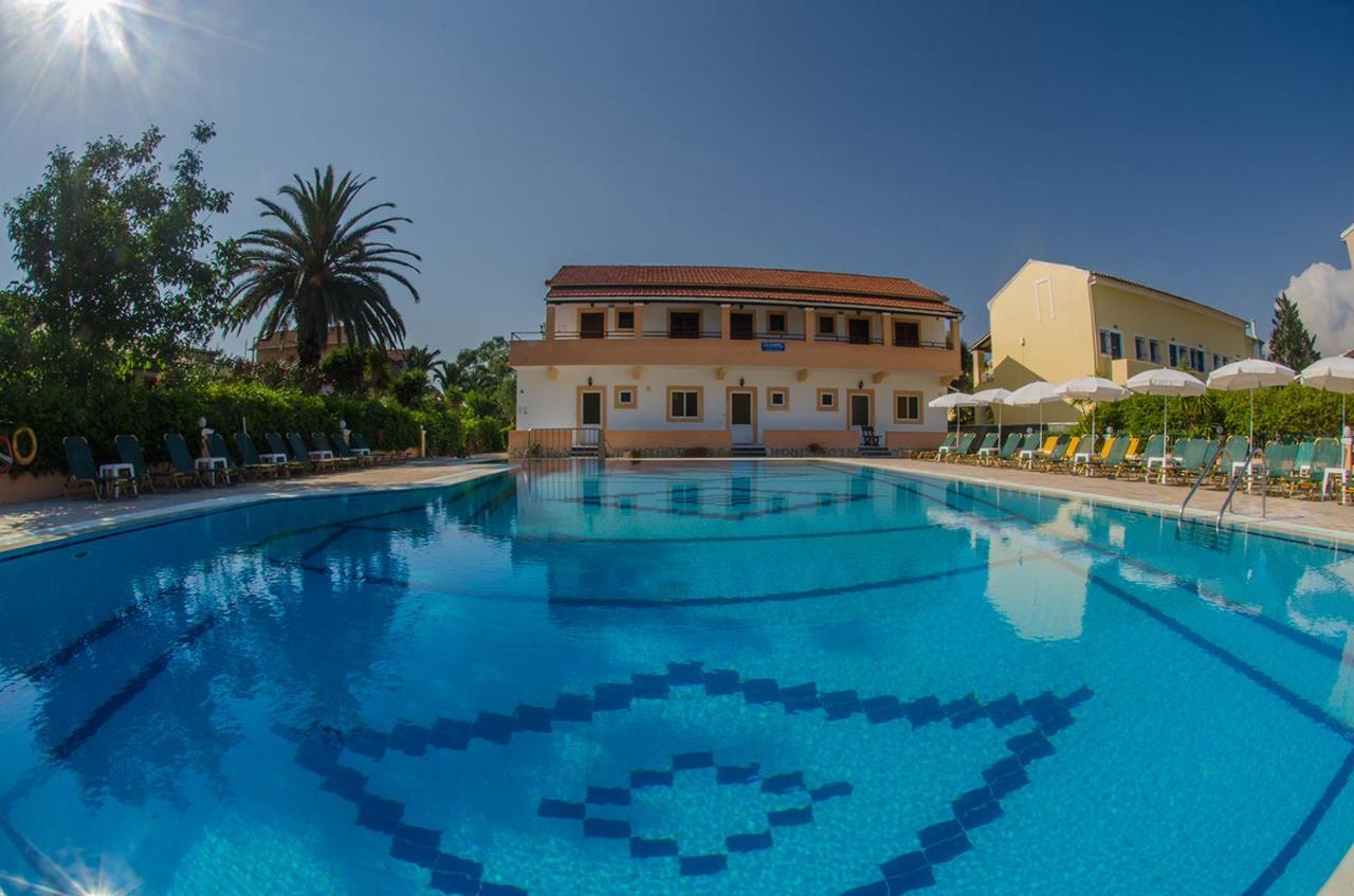 Takis Apartments Σιδάρι Εξωτερικό φωτογραφία